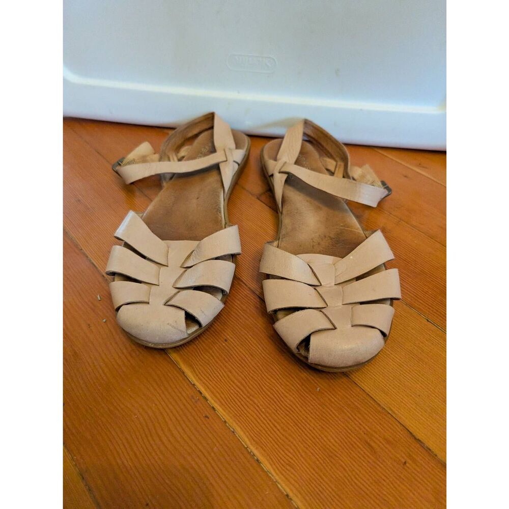 Kork-Ease Women's Leather Strappy Sandals Beige Size 11M